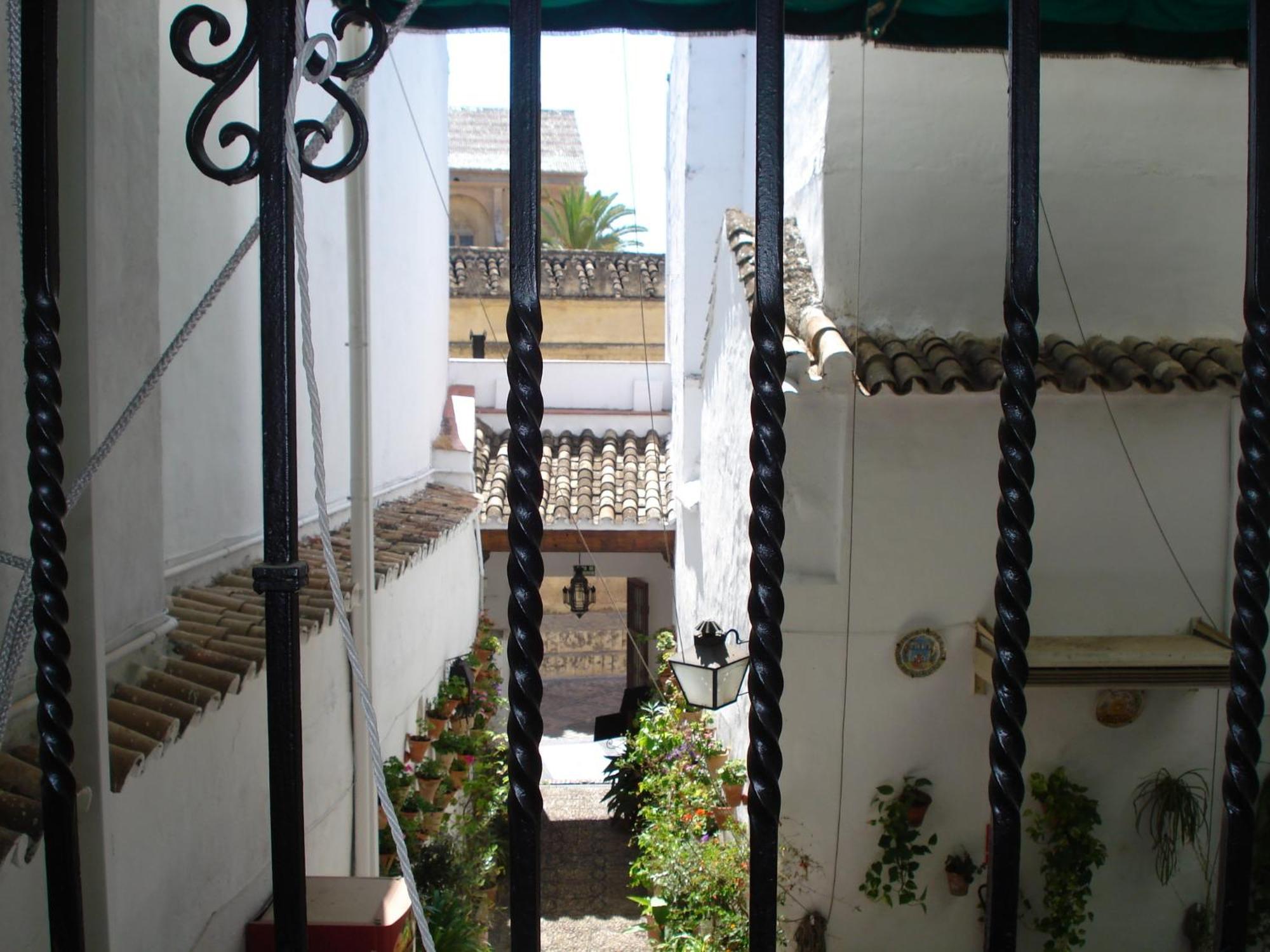 Los Patios Cordova Esterno foto